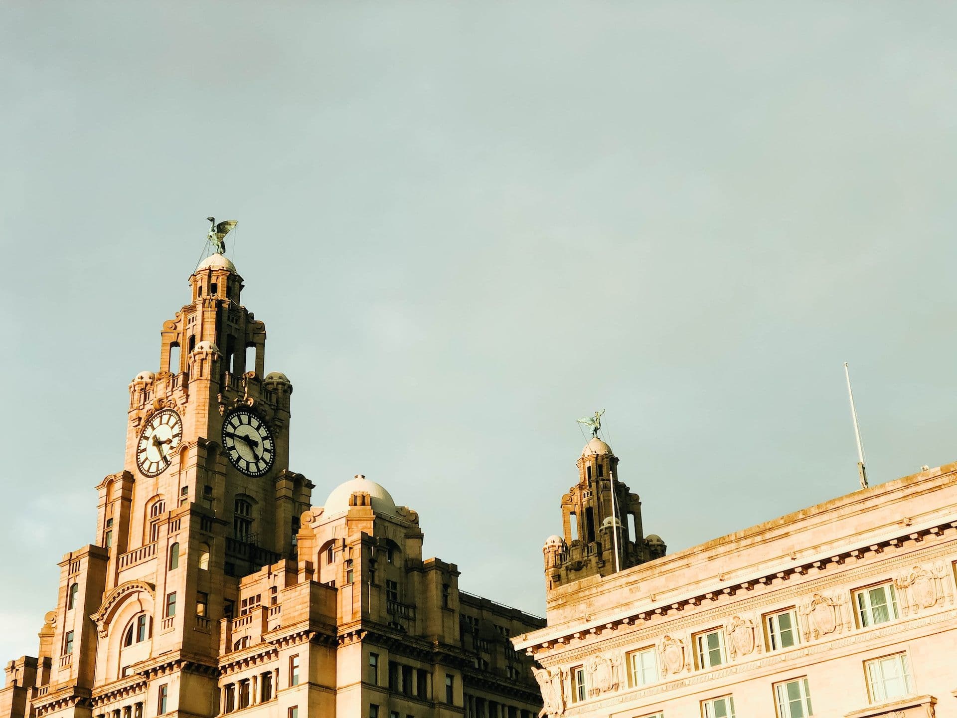 20-ways-to-make-extra-money-in-liverpool